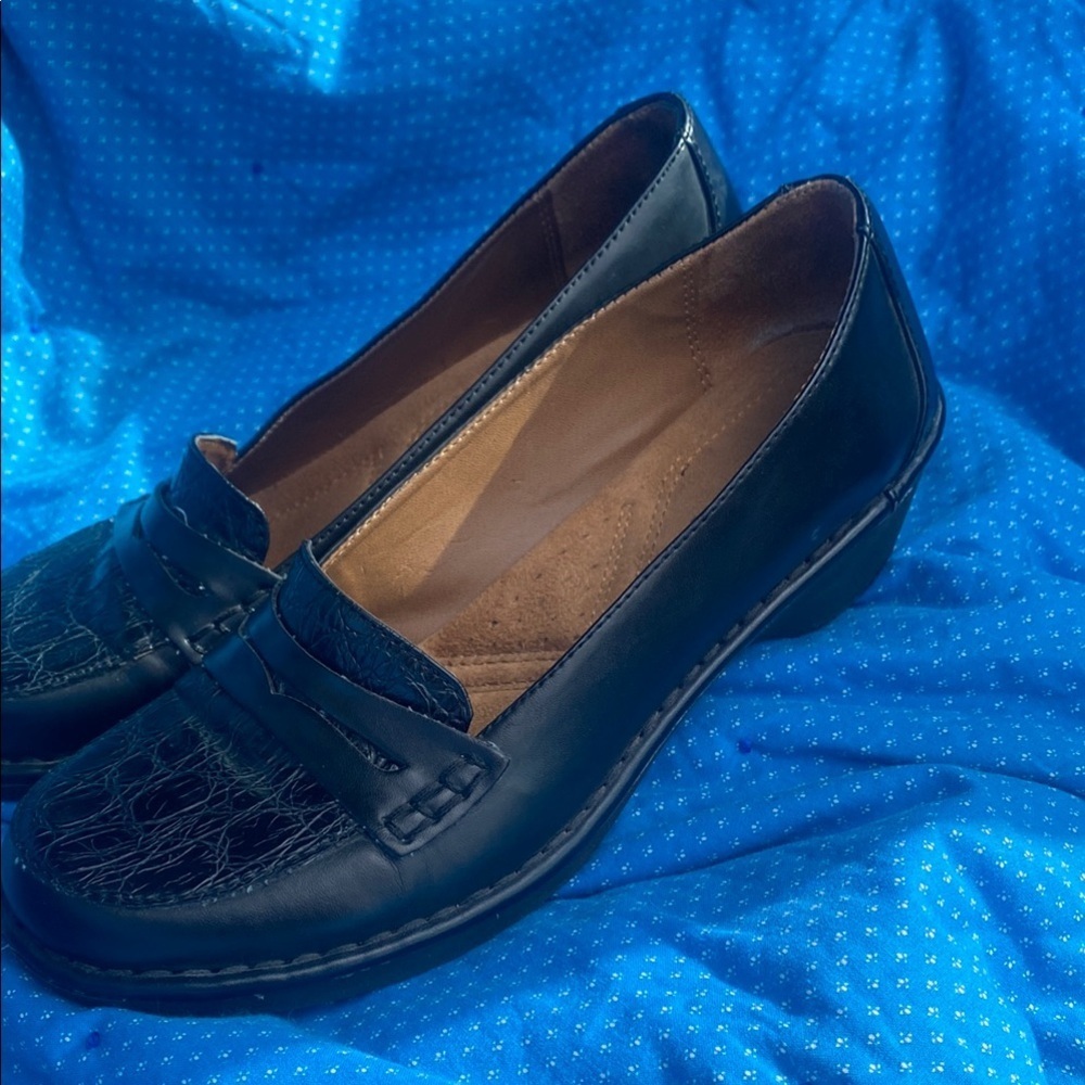 Naturalizer Size 8M Chunky Heel Black Women's Loafers Timeless Career Office